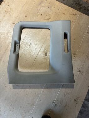 2008-2012 ford f250 f350 left rear drivers side rear door panel upper
